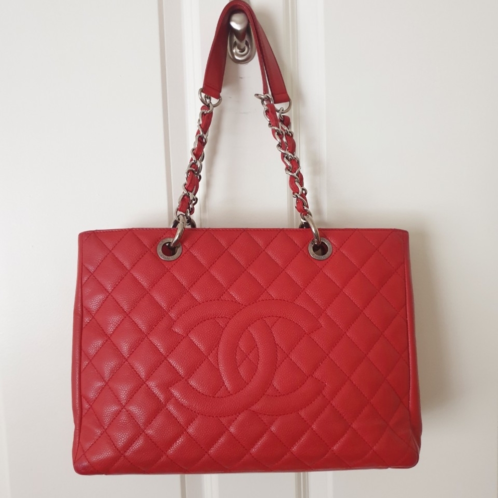 Chanel Gst Caviar Red